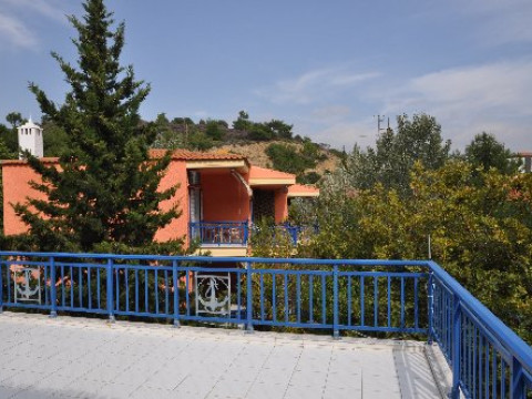 Rodon House (Tripiti)