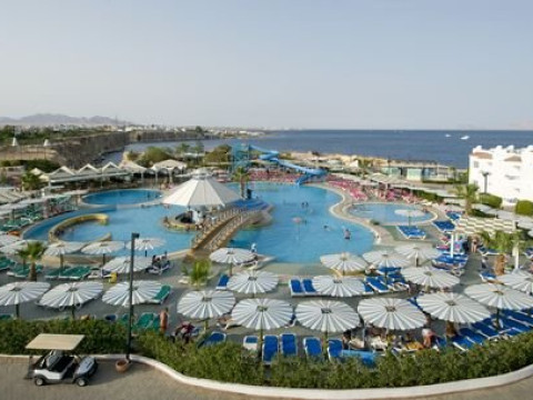 DREAMS BEACH RESORT