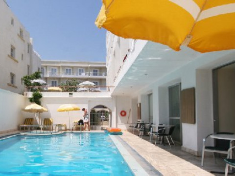 Zephyros Hotel