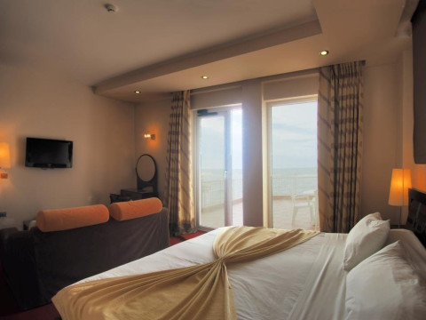 Hotel Aragosta (Durres)