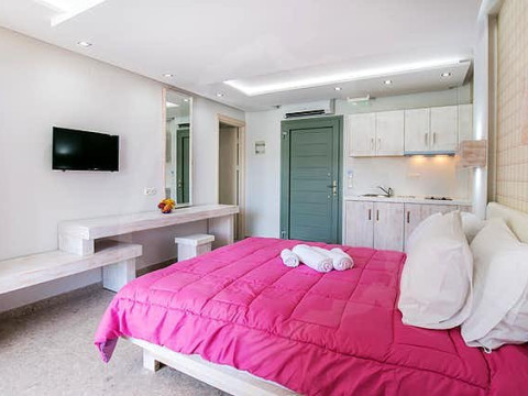The Elegant Apartments (Pefkari)
