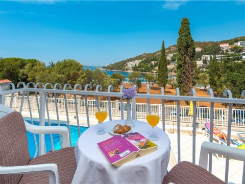 Hotel Komodor (Dubrovnik)