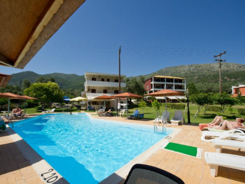 Aristidis Gardens