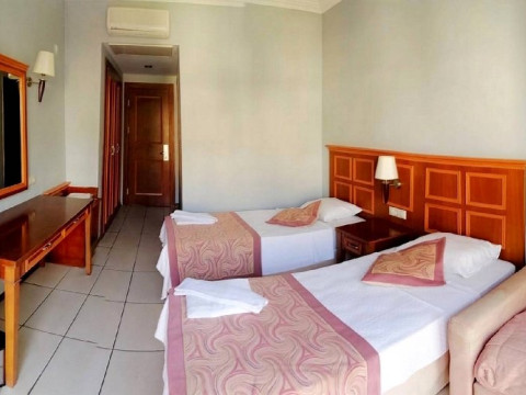 GRAND NAR HOTEL