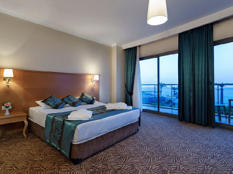 SAPHIR HOTEL AND VILLAS