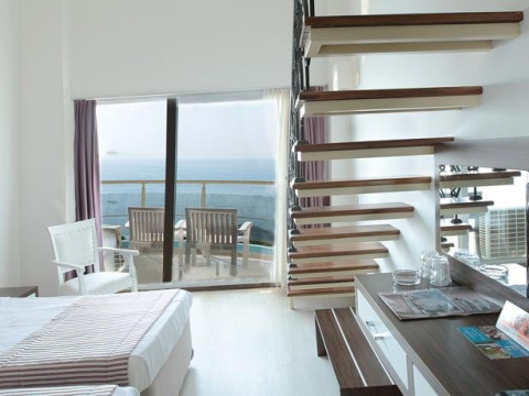 ARORA HOTEL 