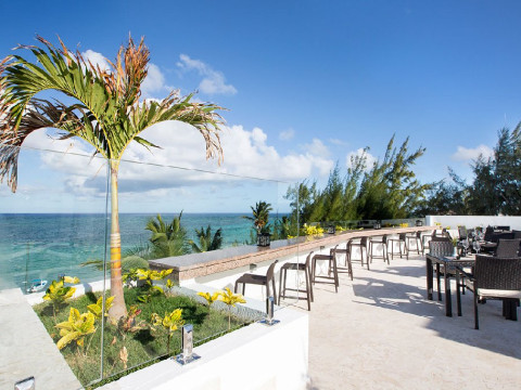 WHALA! BAVARO