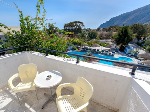 Alia (Kamari - Santorini)