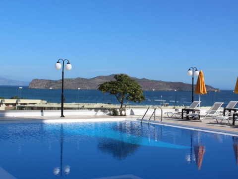 Top Hotel (K)