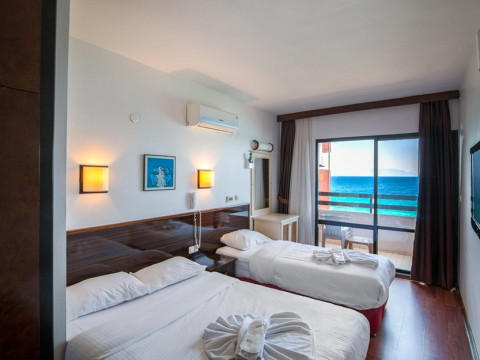 SUNDAY BEACH HOTEL