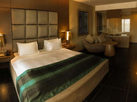 AMAROOSSA SUITE BALI