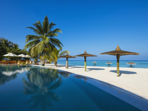 Centara Ras Fushi Resort (adults only)