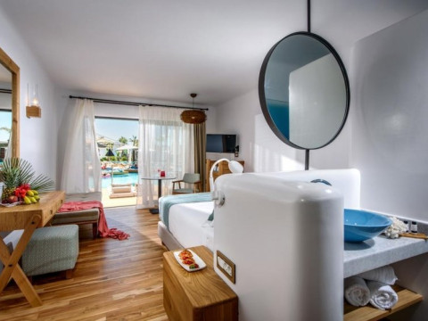 Stella Island Resort and Spa (Adults Only 15+)