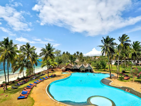 Reef Hotel