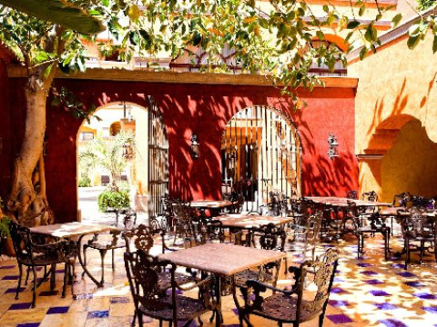 Villa Cortes