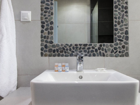 Armonia Hotel (Nidri Area)