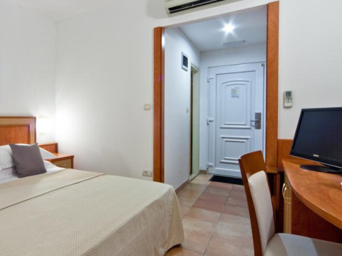 BLUESUN AFRODITA TOURIST RESORT (Tucepi)