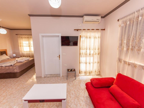 FIORE HOTEL (Durres)