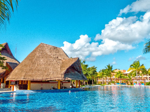 Barcelo Maya Grand Resort
