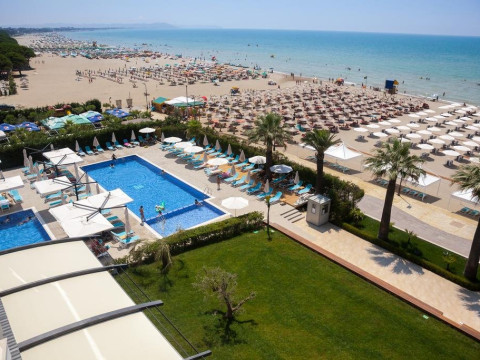 Premium Beach (Golem-Durres)