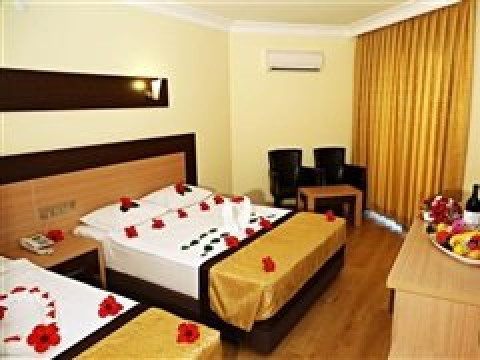 CARETTA BEACH HOTEL