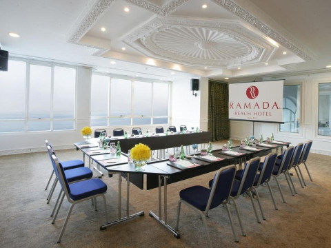 Ramada Beach Hotel Ajman