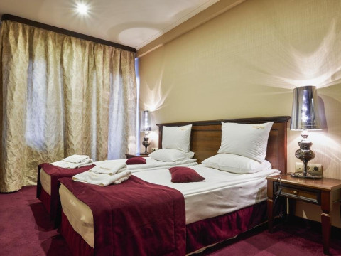 GRAND HOTEL YANTRA 
