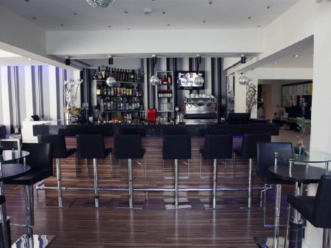 Livadhiotis City Hotel
