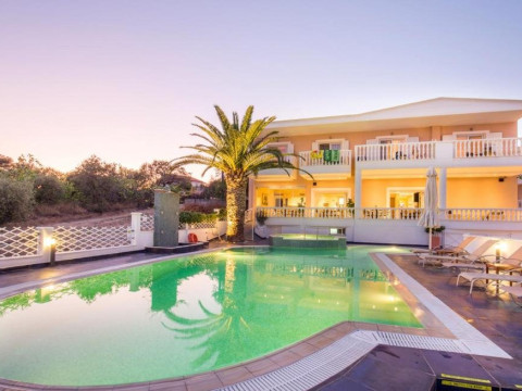Hotel ANTONIOS