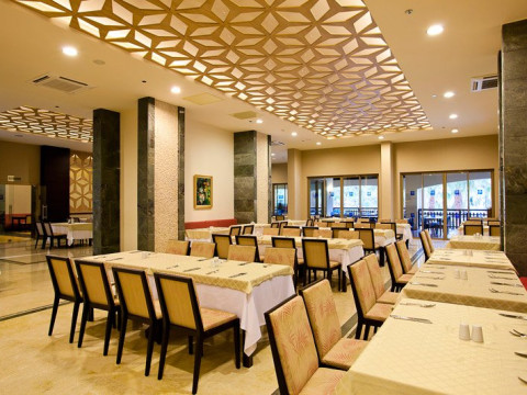 MELAS HOLIDAY VILLAGE