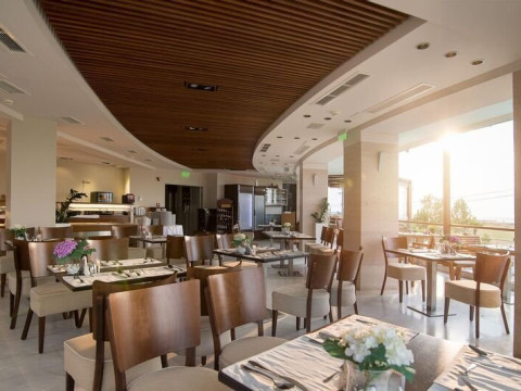 Cosmopolitan Hotel and Spa