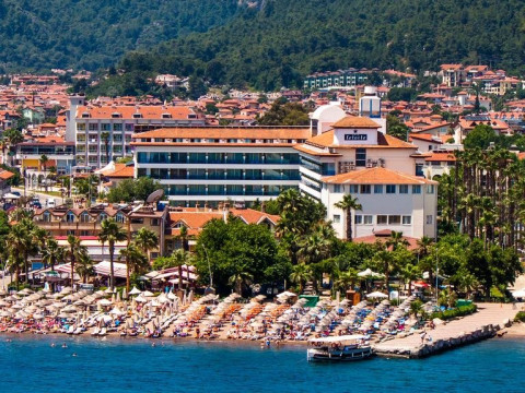 LETOILE BEACH HOTEL
