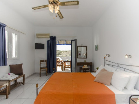 Heliovasilema Studio - Pollonia (Milos)