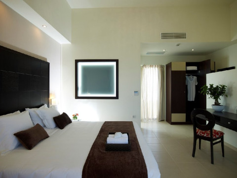 The Royal Blue Resort and Spa (K)