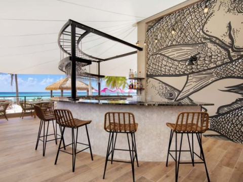 O2 Beach Club and Spa