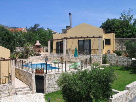 Alkion Apartments  - cat oficiala 2 chei (C)