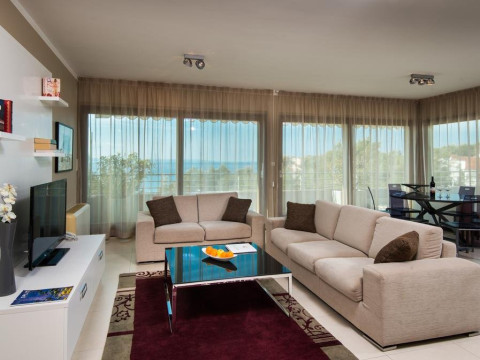 The Residence (Podstrana)