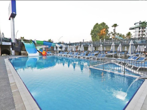 Relax Beach Hotel