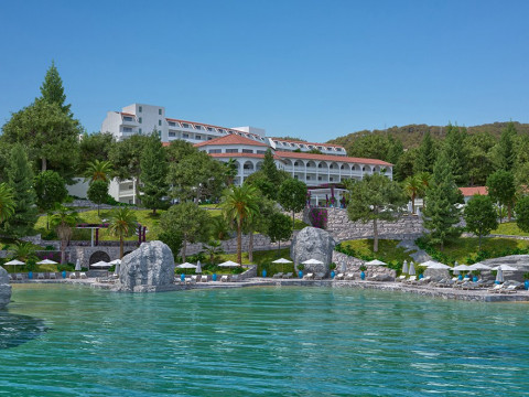 UTOPIA BEACH CLUB