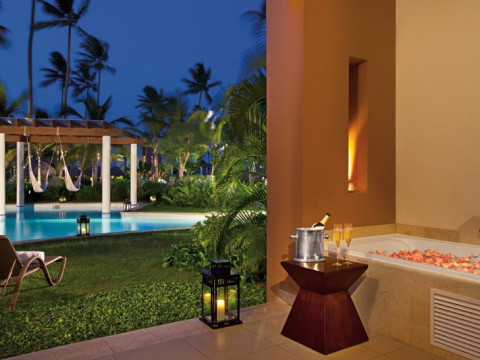 CENTARA MIRAGE BEACH HOTEL DUBAI