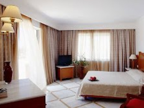 PILOT BEACH RESORT