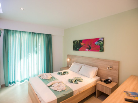 Meliton Hotel (Tholos)