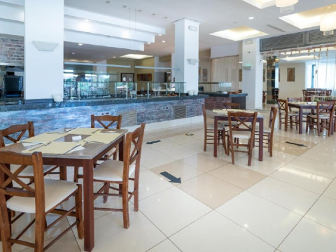 Cronwell Platamon Resort