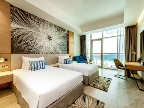 Royal Central The Palm