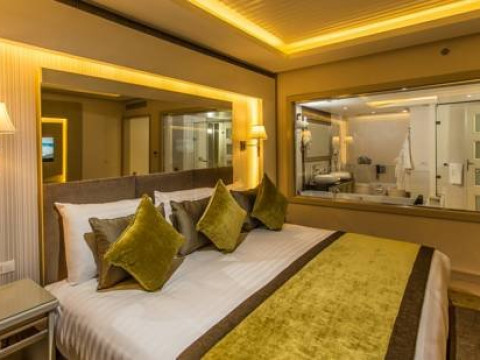 PREMIER LE REVE HOTEL SPA  RESORT (ADULTS ONLY)