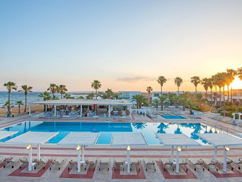THE DOME BEACH HOTEL