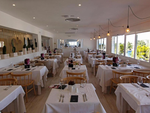 PORTINATX BEACH CLUB HOTEL