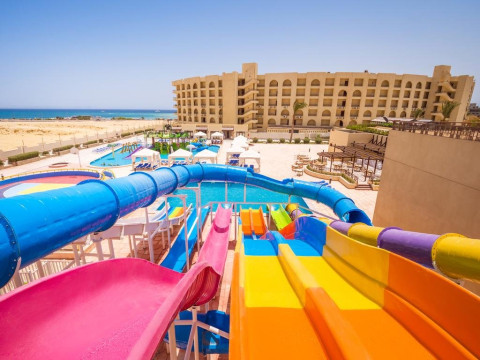 SUNNY DAYS RESORT SPA AND AQUA PARK