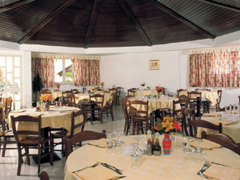 Hotel Castiglione Village