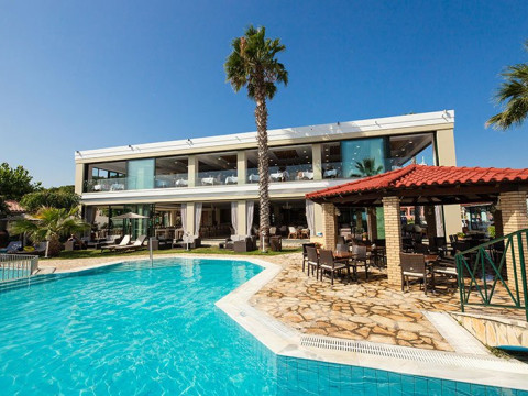 Robolla Beach Aparthotel (Corfu)